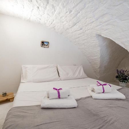 La Casa Nel Vico Pretty Apartment オストゥーニ エクステリア 写真