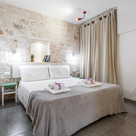 La Casa Nel Vico Pretty Apartment オストゥーニ エクステリア 写真