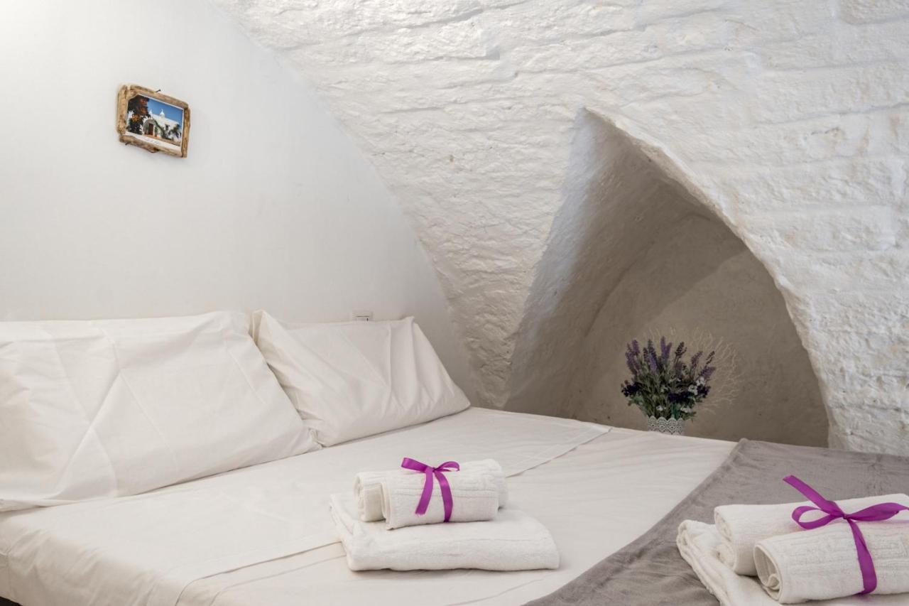 La Casa Nel Vico Pretty Apartment オストゥーニ エクステリア 写真